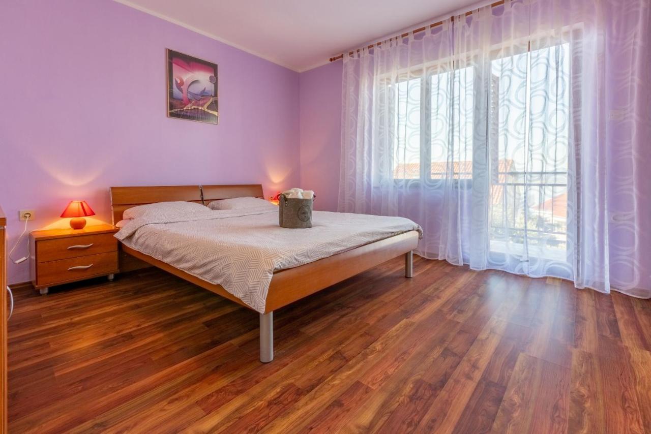 Apartments Filip Crikvenica Bagian luar foto